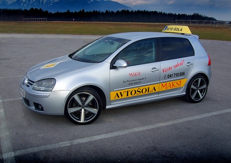 Avto&scaron;ola Maksi - Volkswagen Golf IV